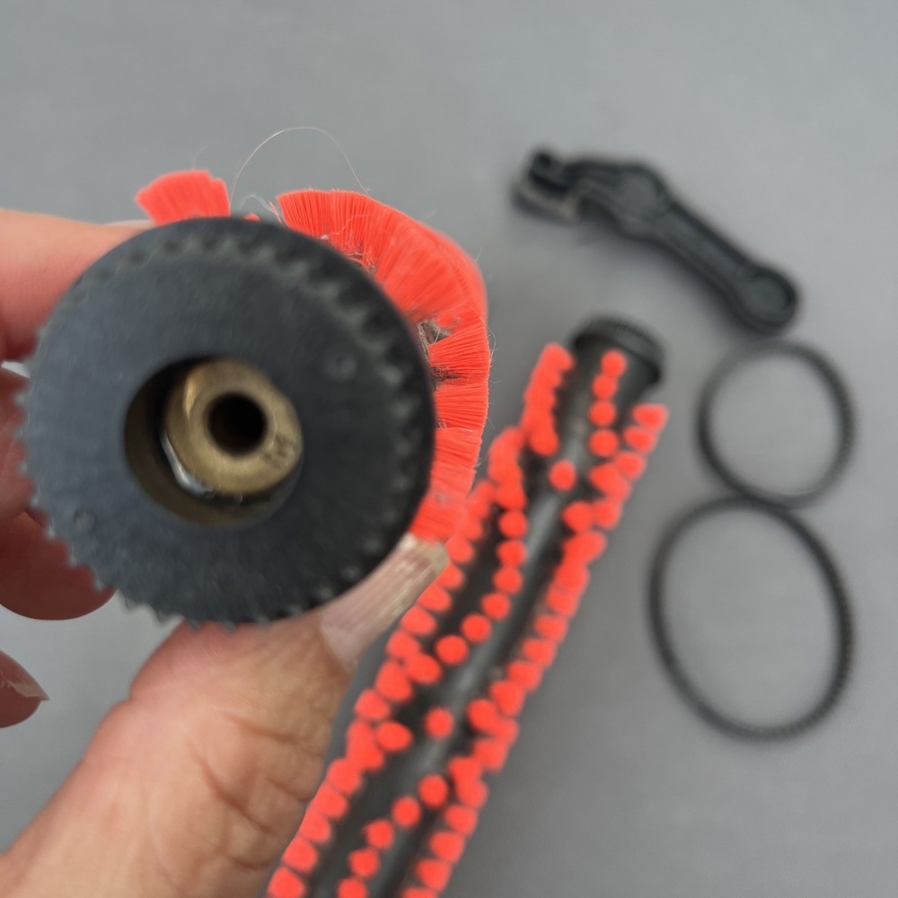 BISSELL FRONT ROLLER BRUSHES PRO HEAT 2X PET 8920 8930 9200 9300 9400 - Picture 4 of 6